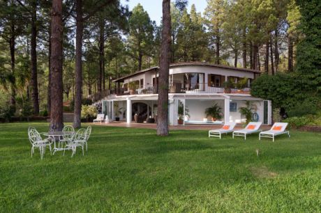 Villa von Südwesten