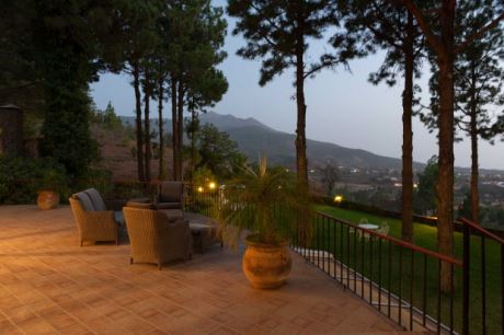 Villa, OG sehr große Terrasse zum Relaxen