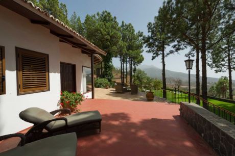 Villa, OG sehr große Terrasse zum Relaxen