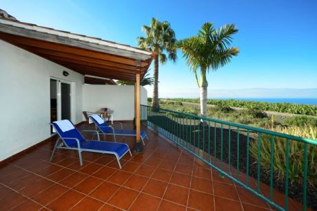 Offene und überdachte Terrasse Apartment