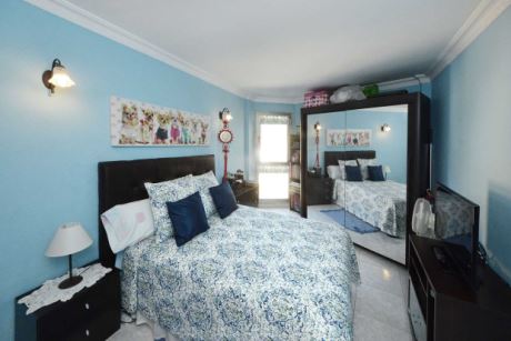 Schlafzimmer 1