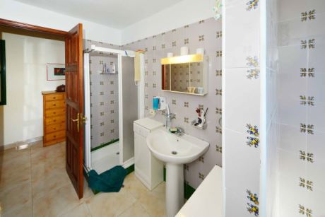 Badezimmer 2
