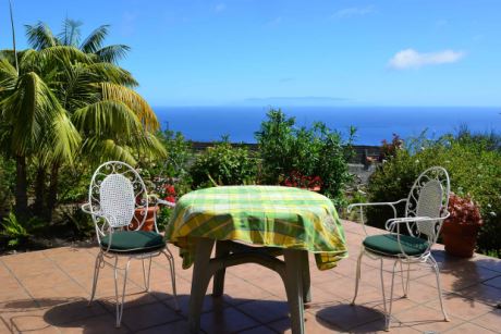 … auf die Nachbarinsel El Hierro