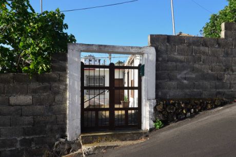 Gut eingefriedetes Grundstück