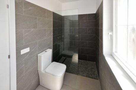 Badezimmer 2