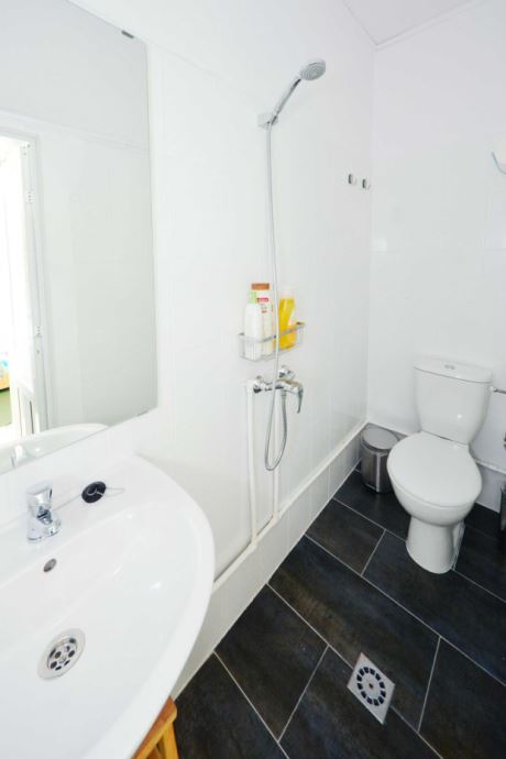 Badezimmer 2