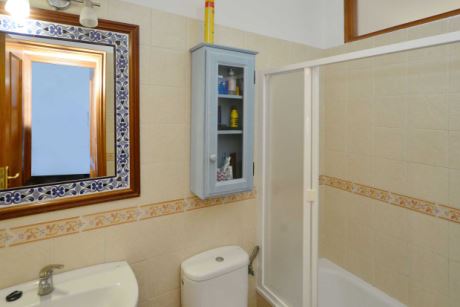 OG Badezimmer 2