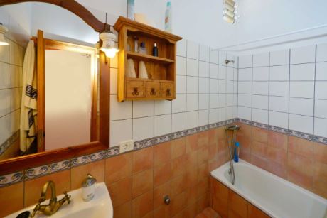 G�stehaus, Badezimmer 1