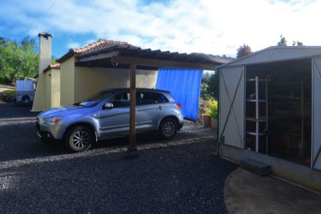 Kleine Werkstatt, Carport