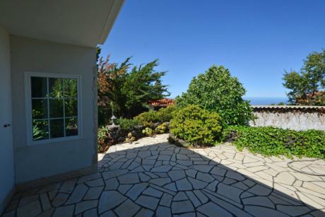 Gstehaus, teilberdachte Terrasse