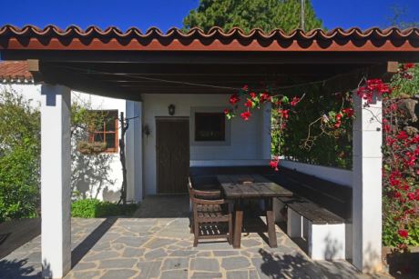 OG �berdachte Terrasse