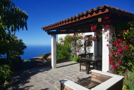 OG �berdachte Terrasse