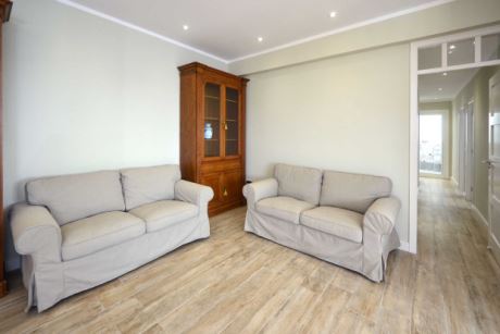 Wohnk�che mit Meerblick, Wohnbereich, Flur zum Ruheberei