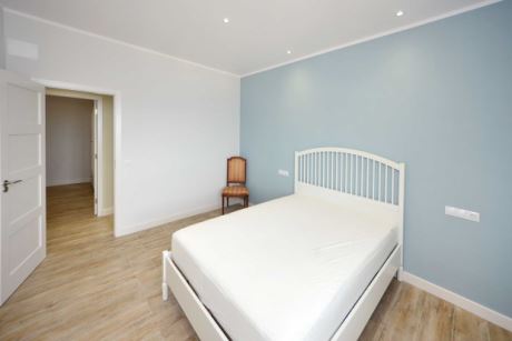 chlafzimmer 1 mit Balkon und Meerblick