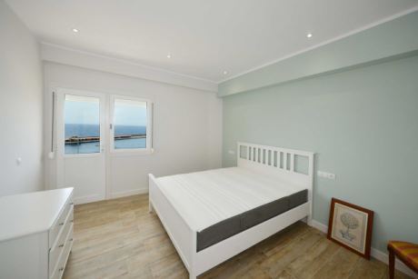 chlafzimmer 2 mit Balkon und Meerblick