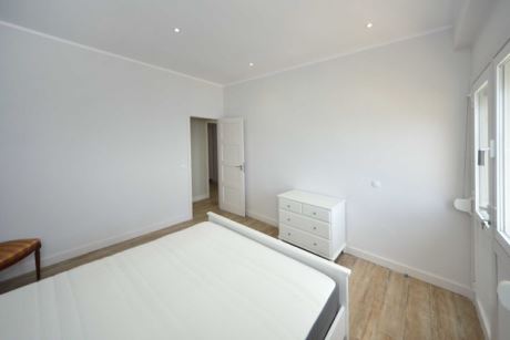 Schlafzimmer 2 mit Balkon und Meerblick