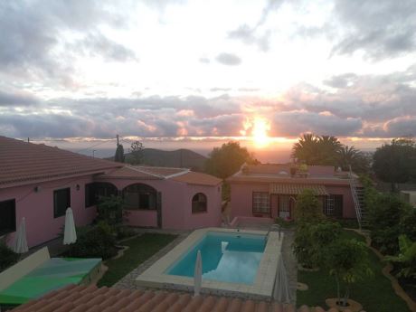 Abendstimmung von der Dachterrasse des