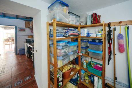 Speisekammer und K�che