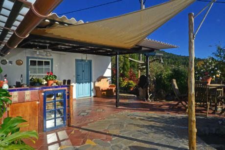 S�dwestterrasse mit Aussenk�che