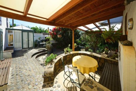 Innenhof, �berdachte Terrasse mit Aussenk�che