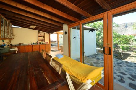 EG, Wintergarten mit zweiter Küche und großem Speiseraum für Familienfeiern