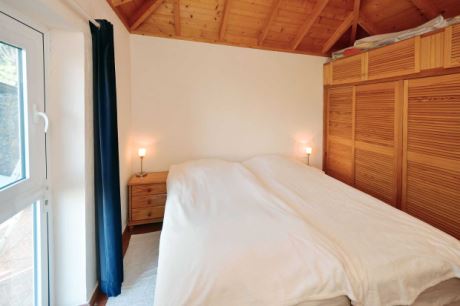 Schlafzimmer 1