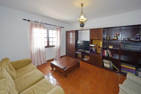 Wohnzimmer TV- bzw. Lesebereich