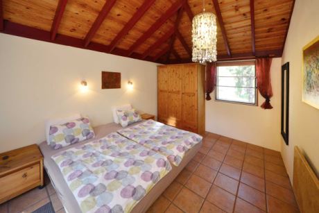 Haupthaus Schlafzimmer 1