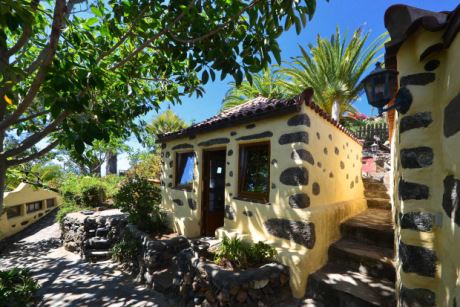 G�stehaus und Werkstatt 1