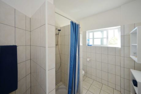 OG Gsteapartment 3, Badezimmer