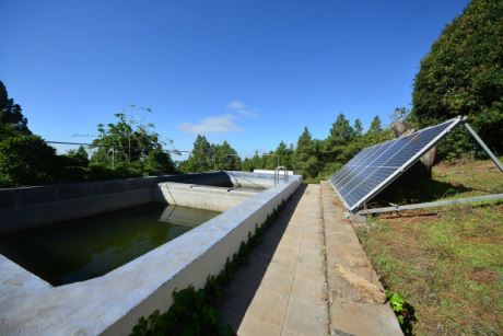 Neue, zustzliche PV-Anlager am Wassertank