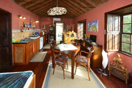 OG Wohnk�che mit G�stebett