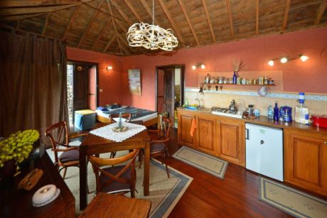 OG Wohnk�che mit G�stebett