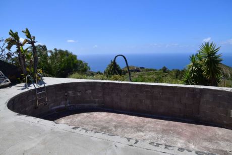 Vorbereiteter Pool
