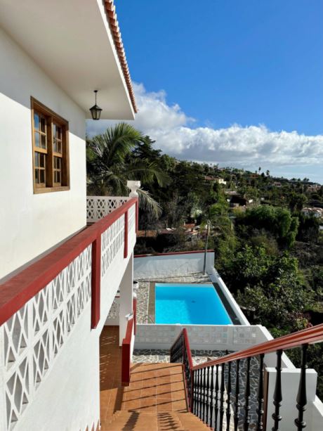 2. OG Balkon
