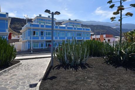 Apartmenthaus direkt am Meer etwas auerhalb des Ortskerns