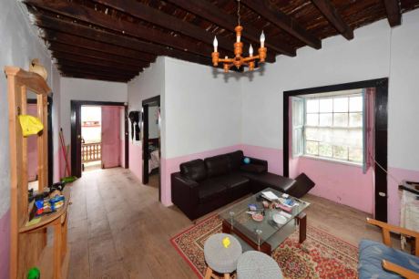 Halbobergeschoss Neuerer Bau Wohnzimmer