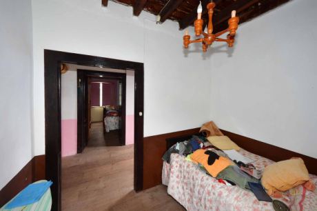 Halbobergeschoss Neuerer Bau Schlafzimmer 2