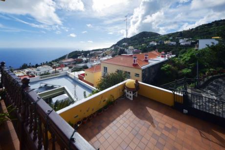 EG Blick vom Balkon des Wohn-Esszimmers 1 nach Sdosten