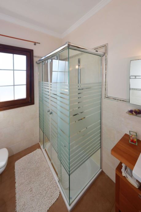 EG Badezimmer 1
