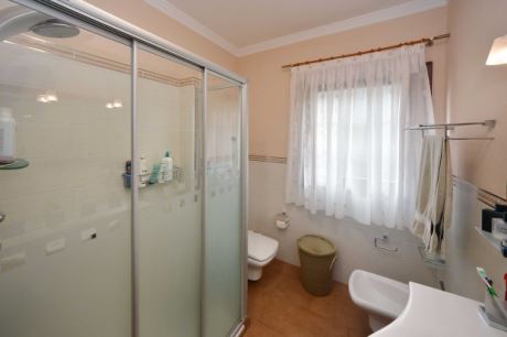 EG Badezimmer 2