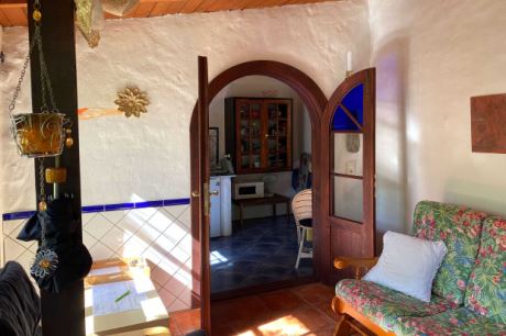 Gstehaus Wohnzimmer, Durchgang zur Kche