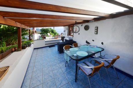 berdachte Terrasse