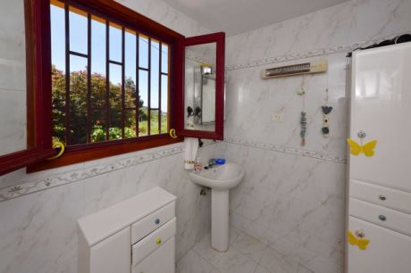 Badezimmer 1