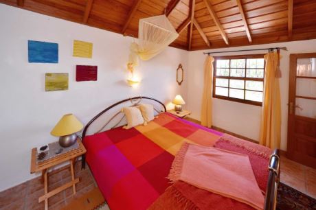 Schlafzimmer 1
