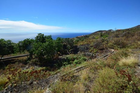 Ausblick über das eigene Land nach Südosten