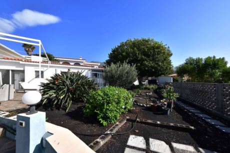 Aufwndig angelegter Gartenbereich