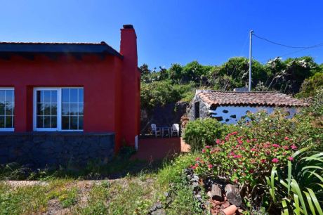 Wohnhaus, Innenhof und separates G�steschlafzimmer