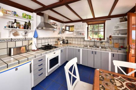 Haupthaus K�che mit Essplatz