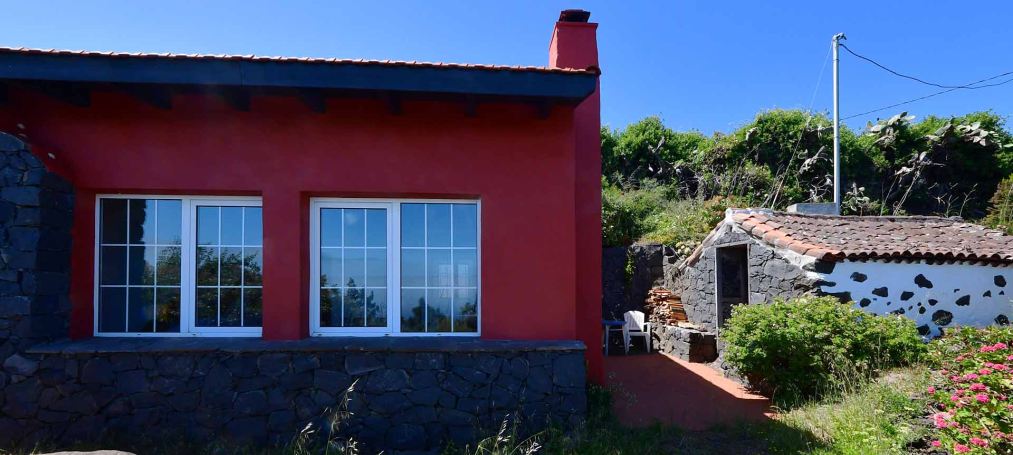 Kleines Wohnhaus mit Studio und separatem G�steschlafzimmer 
